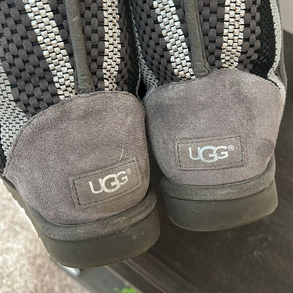 GUC UGG Australia Classic Short Woven UGGpure Lined boots(size 9) - Picture 5 of 13